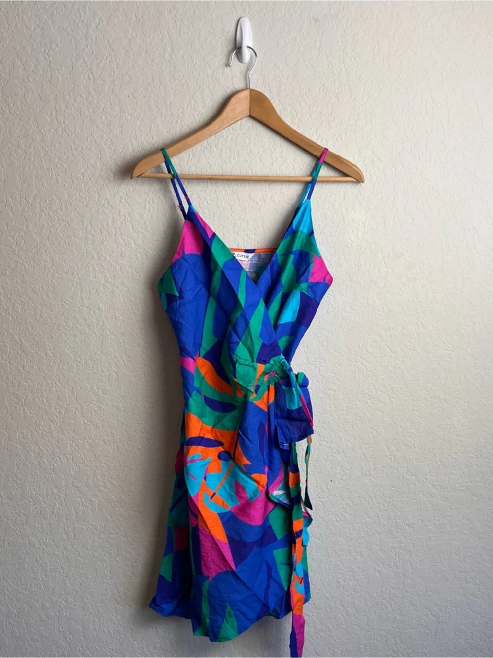 Cupshe Papaya Pop Tropical Mini Wrap Dress Small S Blue Green Print NWT Womens - Picture 3 of 15